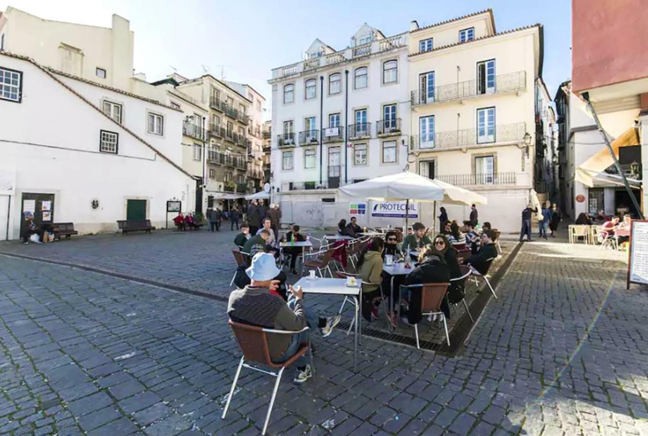 Alfama Charming Apartment Lisbon Bagian luar foto